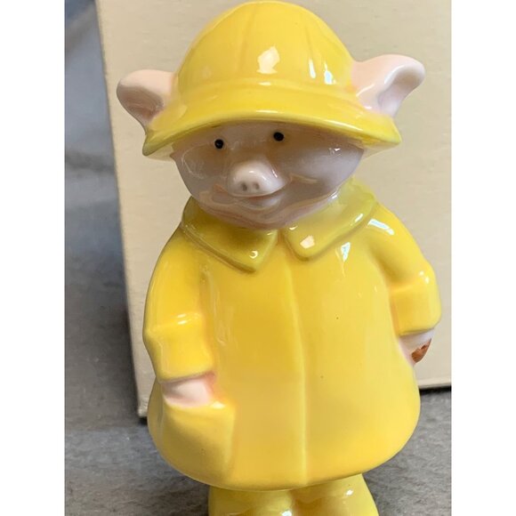 Danbury Mint Piggies Collection Sow-Wester Porcelain Pig Figurine 1980s - Picture 3 of 11